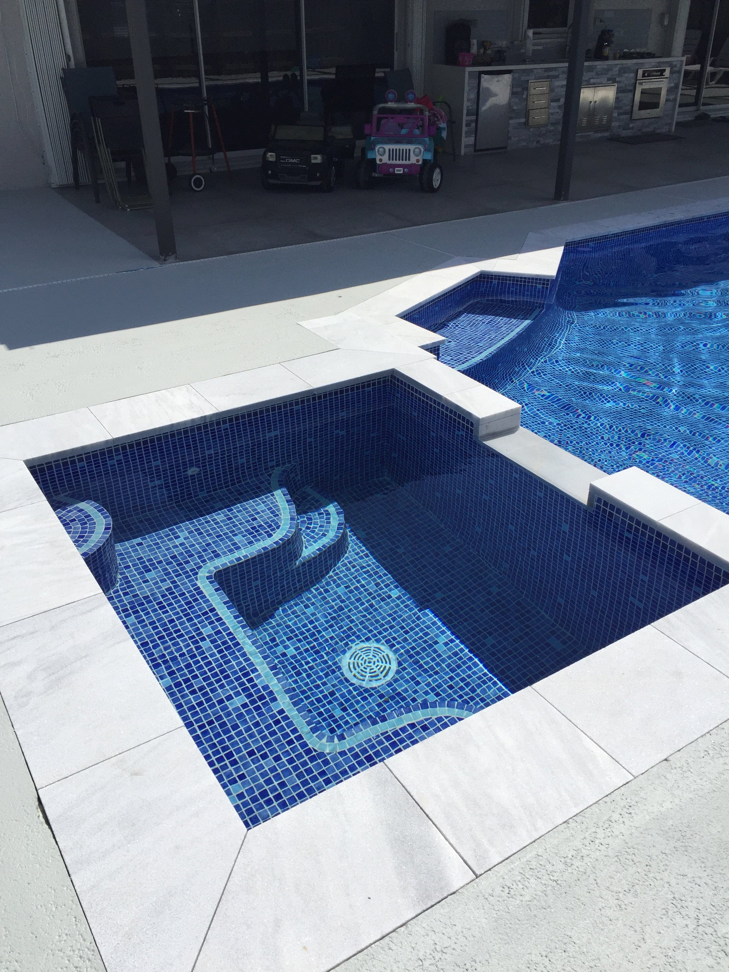 Foggy Nieblas Navy Blue Pool Tile - Tiles and Deco