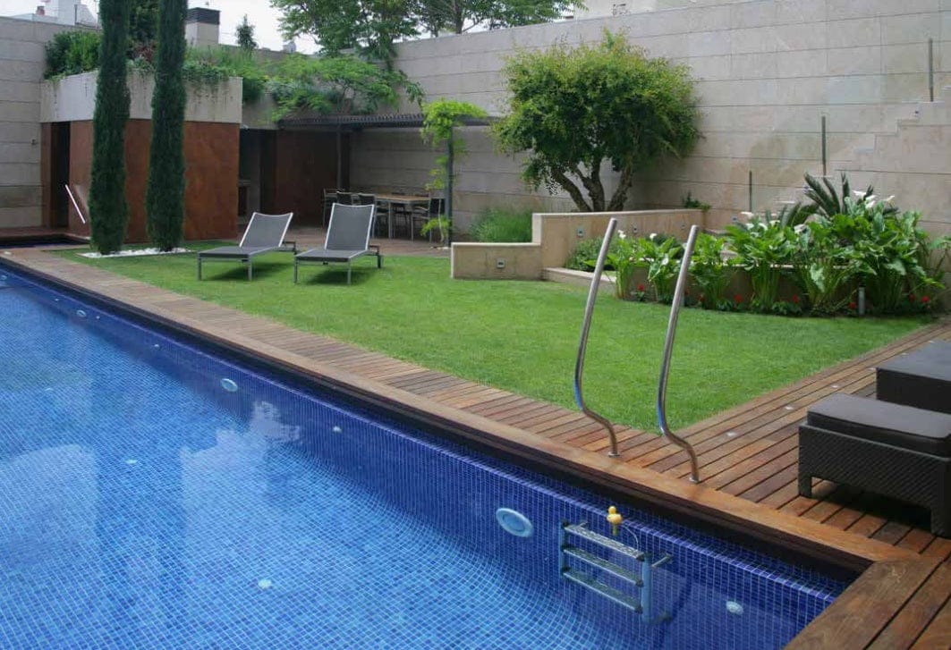 Foggy Nieblas Azul Fuerte Pool Tile