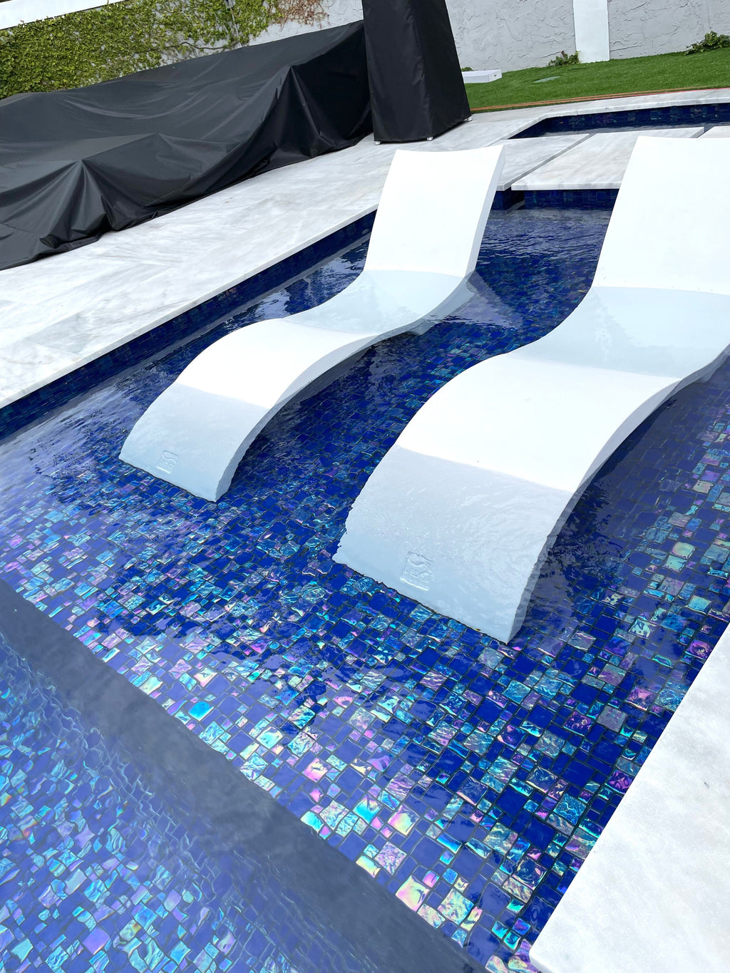 Equinox Cobalt Mix Pool Tile
